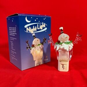 2007 Roman Lights Snowman Night Light with Cardinals / Acrylic Plug-In Christmas